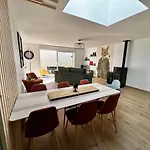 Fox - Pour 6 Personnes Avec Patio Διαμέρισμα *